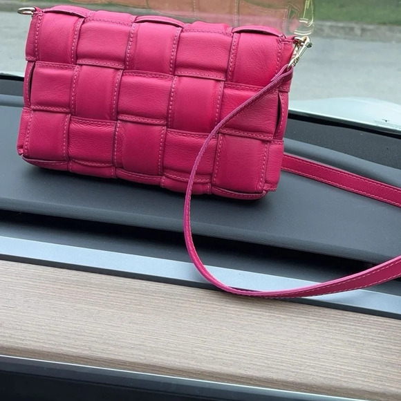 UNICA! Firenze Fushia pink ITALIAN LEATHER WOVEN CROSSBODY NWT! - Picture 6 of 17